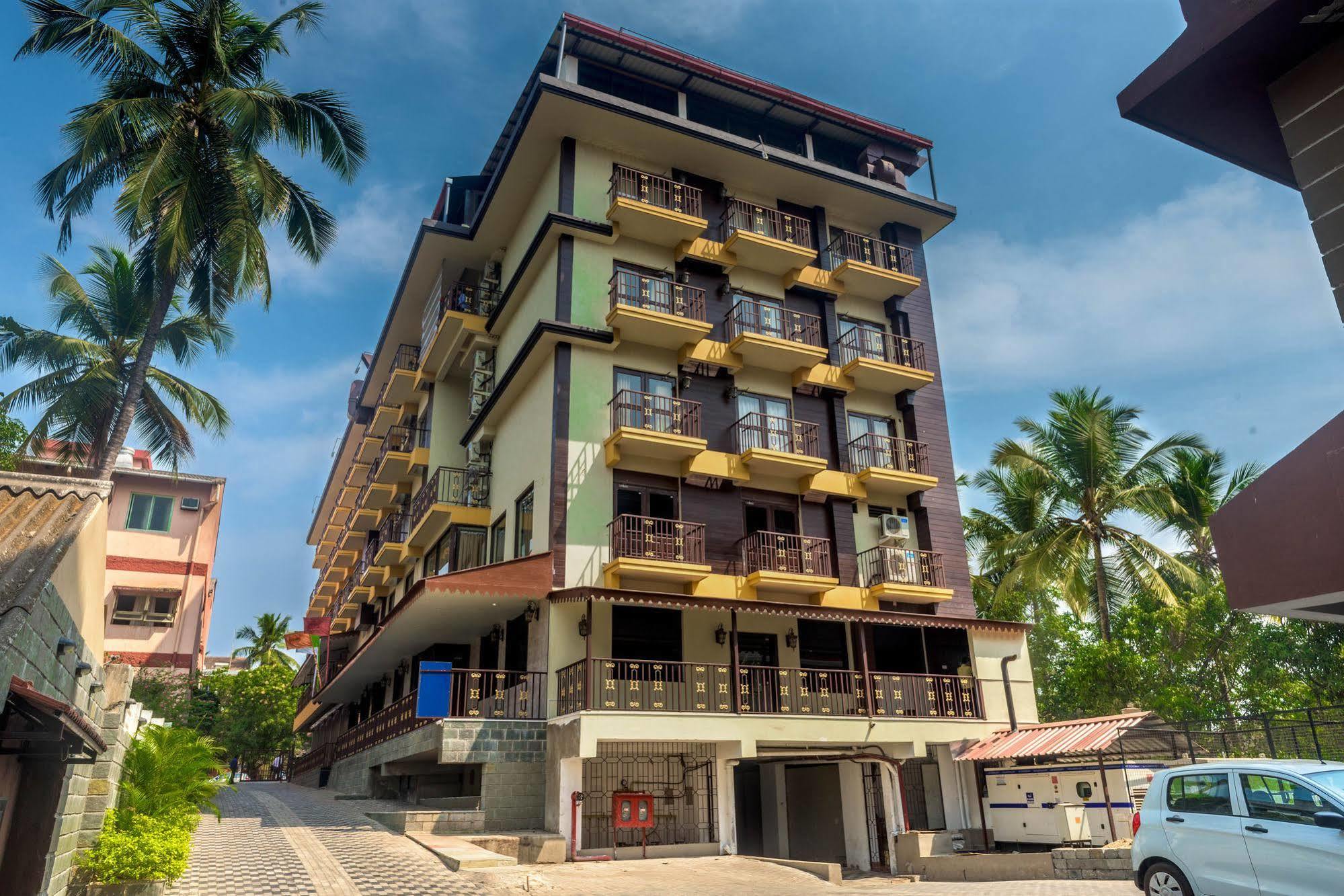 Seasons Hotel & Spa Madgaon Bagian luar foto