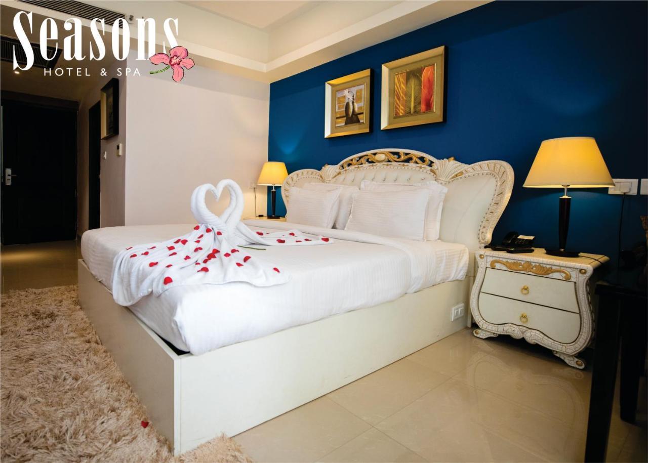 Seasons Hotel & Spa Madgaon Bagian luar foto