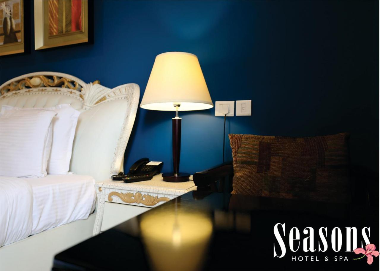 Seasons Hotel & Spa Madgaon Bagian luar foto