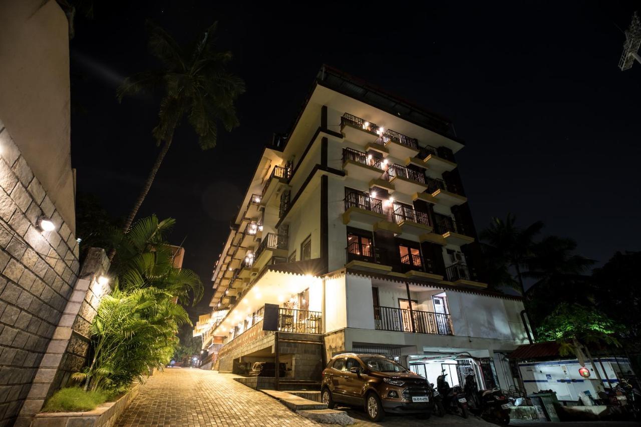 Seasons Hotel & Spa Madgaon Bagian luar foto