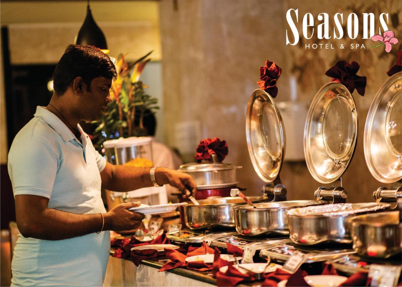 Seasons Hotel & Spa Madgaon Bagian luar foto