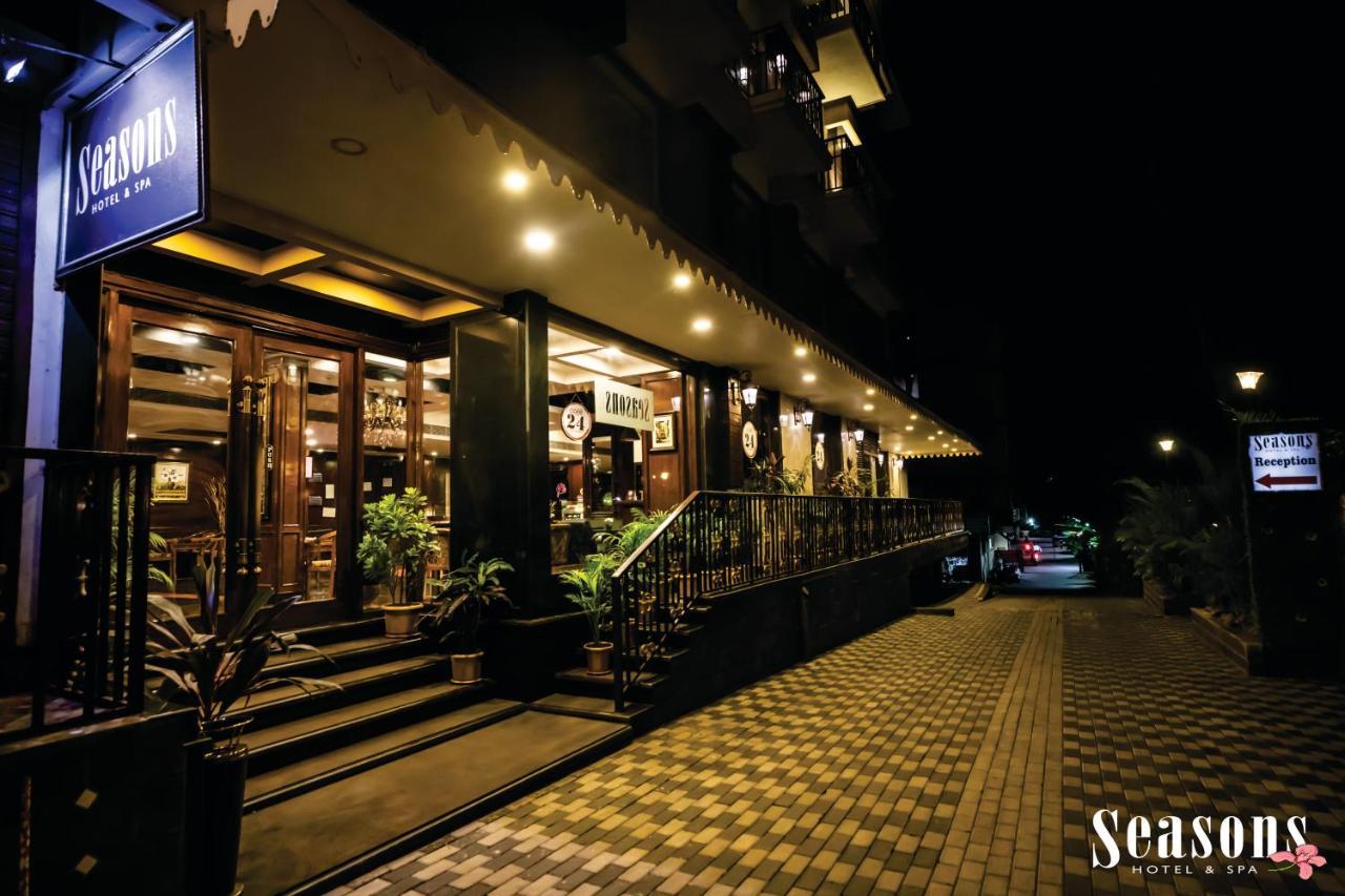 Seasons Hotel & Spa Madgaon Bagian luar foto