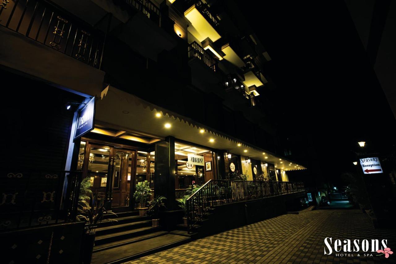 Seasons Hotel & Spa Madgaon Bagian luar foto